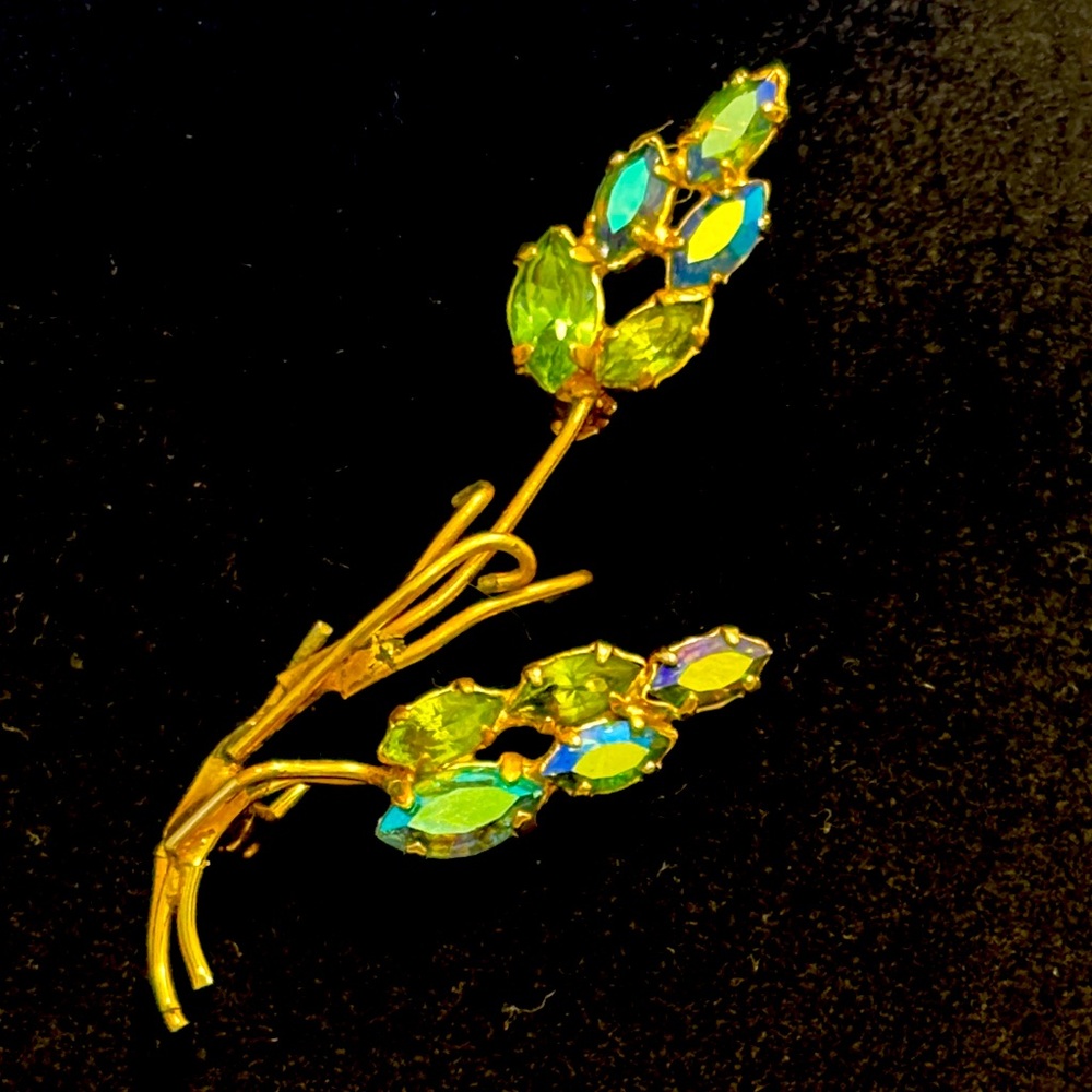 Vintage blue and green borealis crystal wheat brooch gold tone